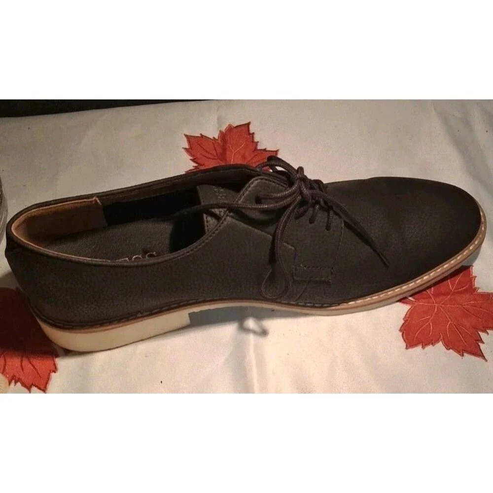 Men's Dress Shoes By Guess Oxford Dress Down Size 13